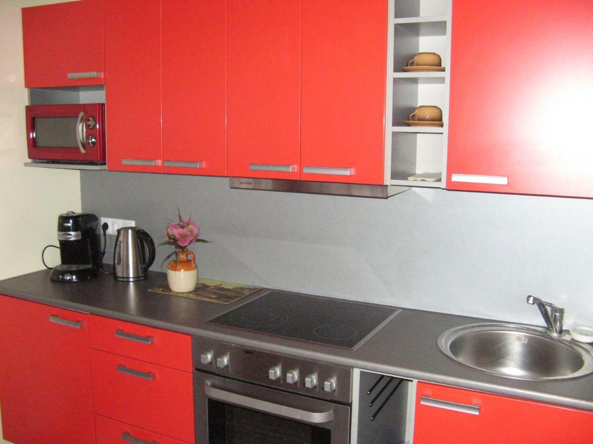 Appartement Gratarre 2 *
